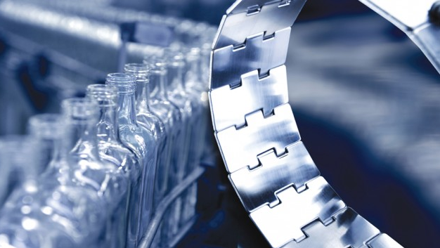 Rustproof flat top chains stand up to demands of beverage industry