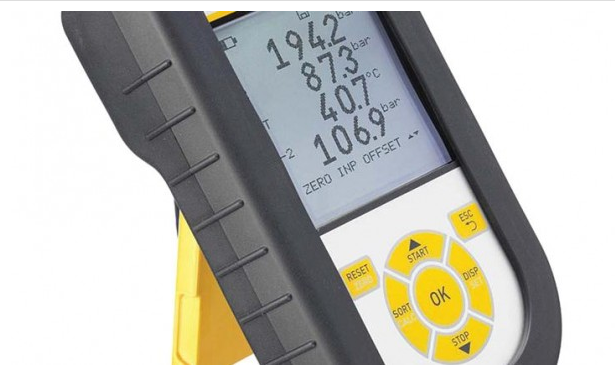 Rugged hand-held hydraulic tester stands up to tough conditions