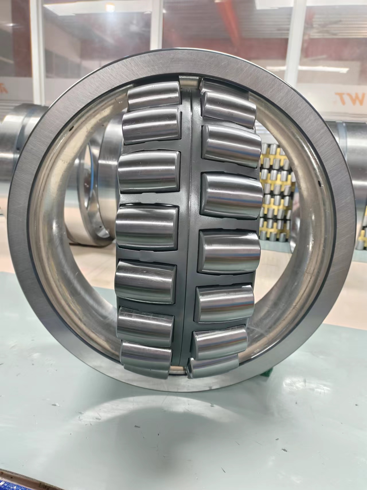 Spherical Roller Bearing 23164