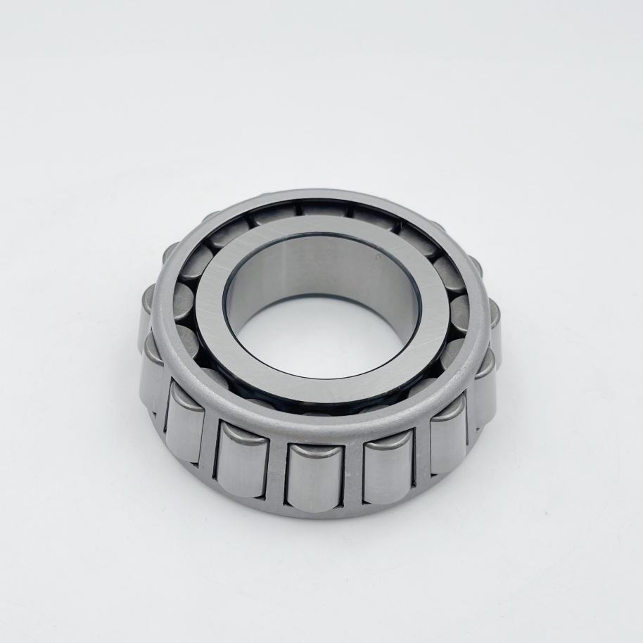 Compact Double Row Tapered Roller Bearing 32032X for Space-Limited Applications