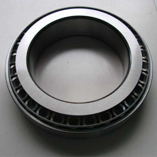 Roller bearing 33024