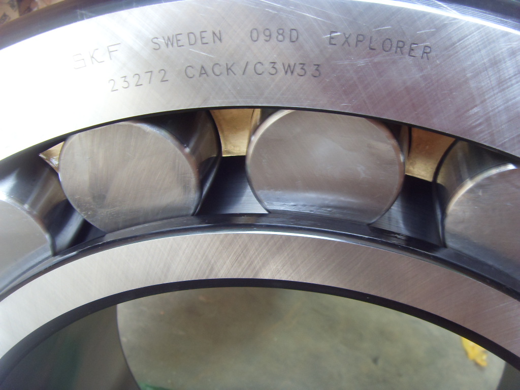 spherical roller bearing 23272CACK/C3W33 098D explorer made in Sweden