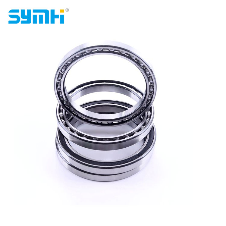 Large ball bearing 61826