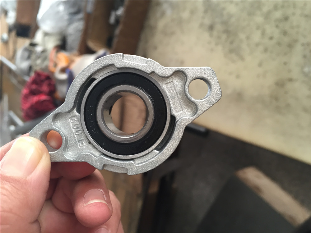 FL002, FL004, pillow block housings