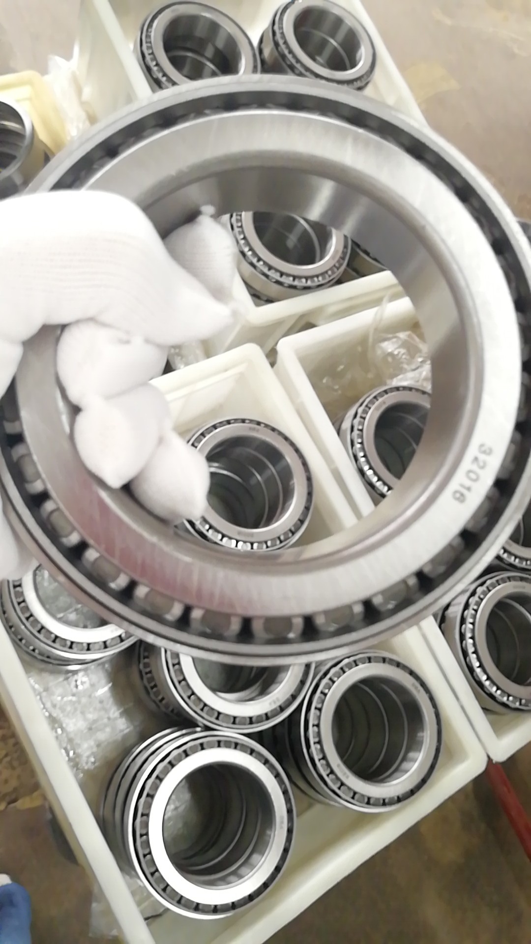 tapered roller bearings 32016