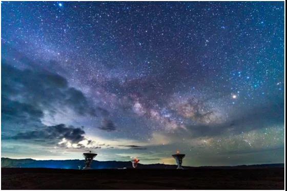 1595406113126767.jpg 2喀什深空.jpg