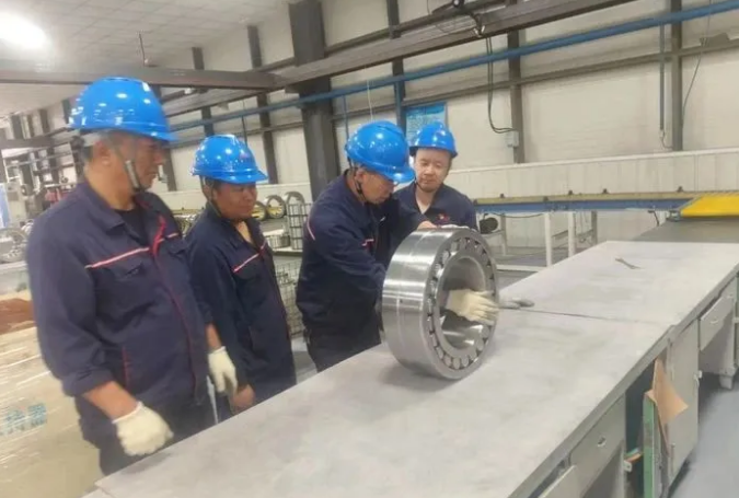 NXZ's Medium/Large Workshop Solves Critical Sealing Bearing Groove Dimension Challenge Cross-Department Collaboration Lays Foundation for Quality Excellence.png NXZ's Medium/Large Workshop Solves Critical Sealing Bearing Groove Dimension Challenge Cross-Department Collaboration Lays Foundation for Quality Excellence.png