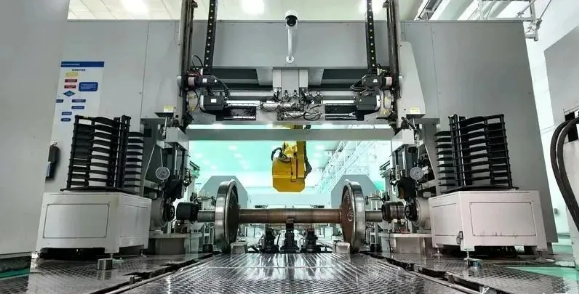 China's first unmanned railway bearing press line put into use in Shaanxi.png