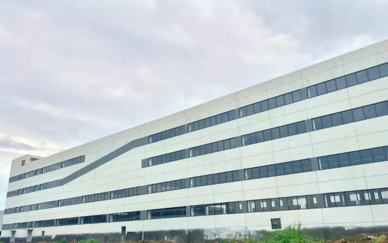 Phase 1 Factory Building of Zhejiang's 1 Billion Yuan Silicon Nitride Project Completed, Equipment Moved In!.png