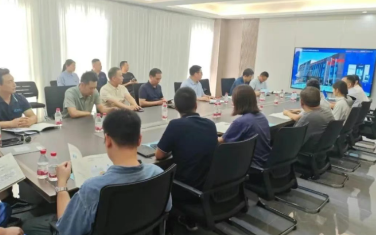Luoyang Municipal Bureau of Industry and Information Technology organizes CNC machine tool supply and demand matching activities.png