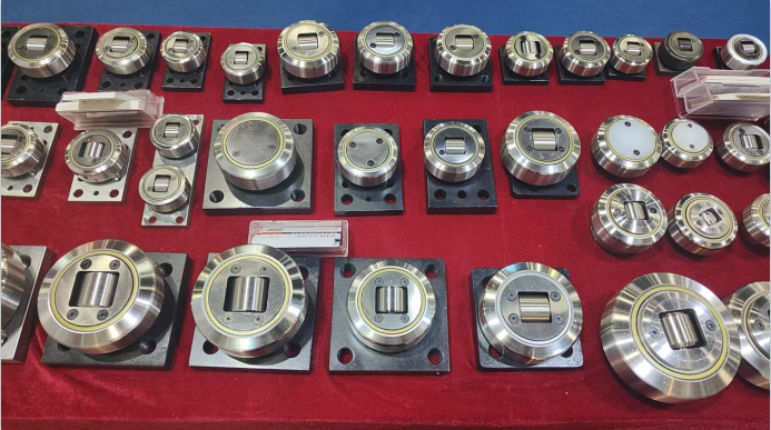 changzhou fangyi at guangzhou bearing exhibition5.png changzhou fangyi at guangzhou bearing exhibition5.png